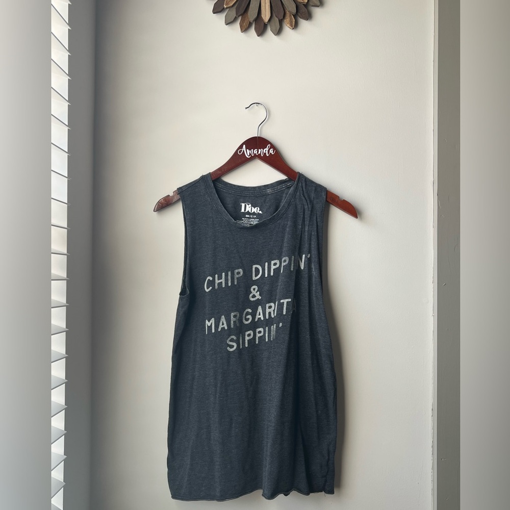 Sleeveless Muscle Tee